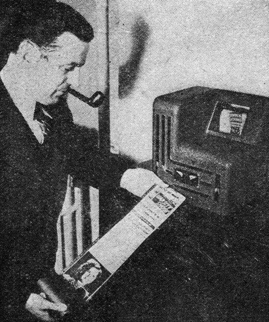 © tgcom24  | Nelle previsioni del 1962 sul 2000 compaiono anche i giornali ricevuti via telefono. La profezia si basava su una tecnologia molto vecchia già negli anni 60. Nell'immagine un fax, che trasmetteva giornali non via cavo ma addirittura via etere, inventato da W.G.H. Finch nel 1938 (fonte: Smithsonian Institution)