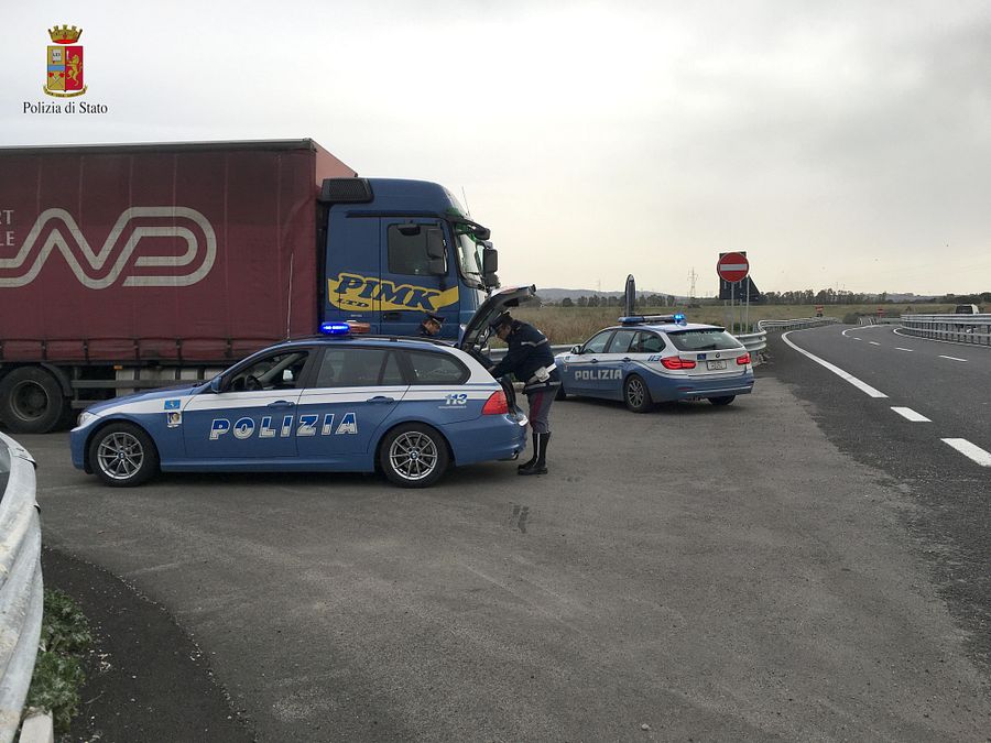© polizia 