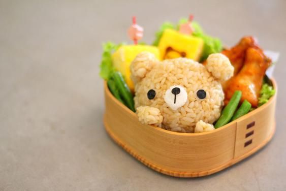 © tgcom24  | Kyaraben bento - I Kyaraben bento sono contenitori caratterizzati con bellissimi pupazzi. Adatti ai piccoli ma adorati anche dai grandi!