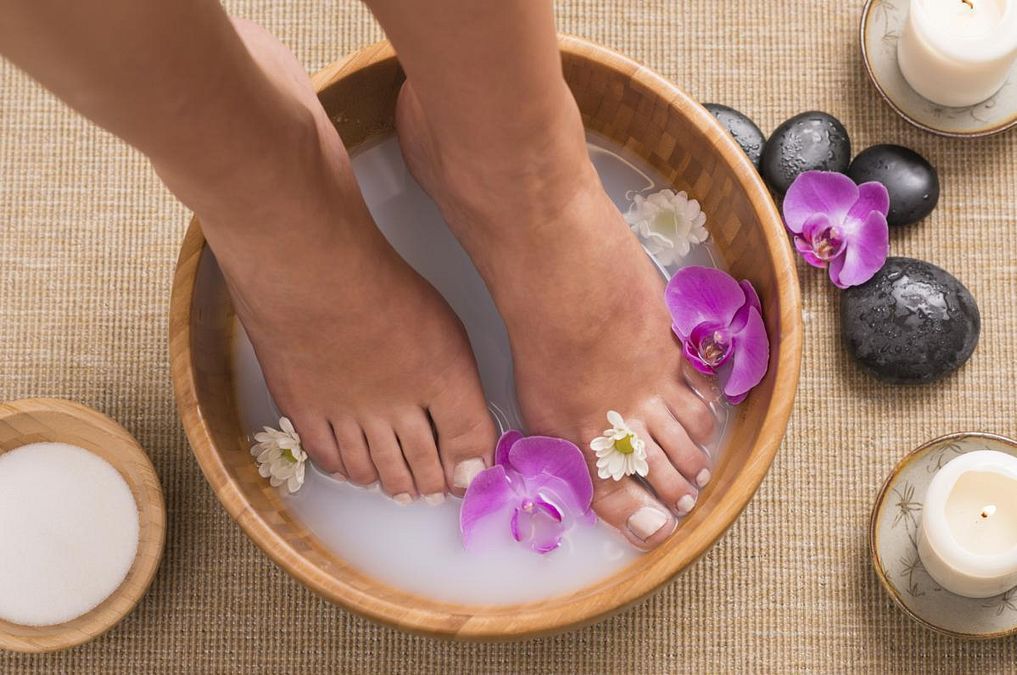 © istockphoto  | Impara a camminare correttamente. Appoggiare il piede in maniera sbagliata nel tempo può creare problemi alla schiena. Vuoi iniziare a correre? Passa prima dallo specialista!