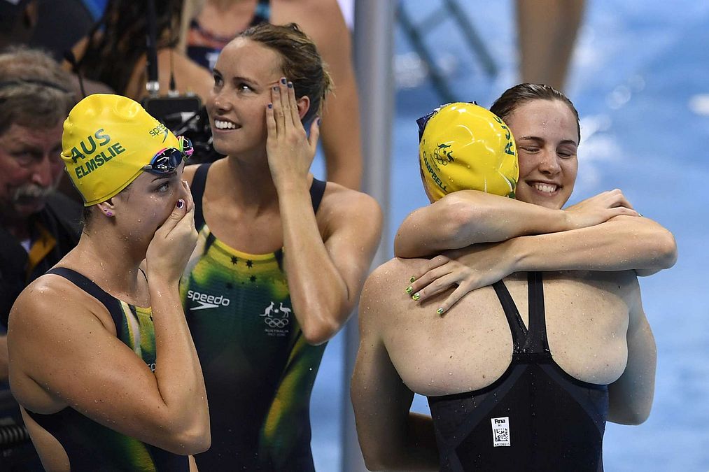 © -afp  | L'ungherese Katinka Hosszu festeggia il record del mondo nei 400 misti (4'26"36), dove ha conquistato il terzo oro a Rio 2016, dopo quelli nei 100 dorso e nei 200 misti