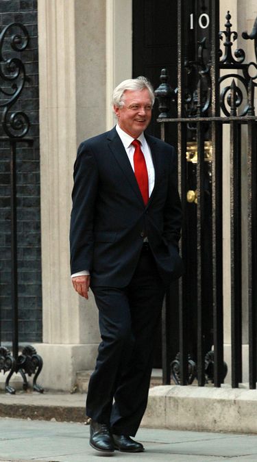 © ansa  | Philip Hammond il nuovo cancelliere dello scacchiere