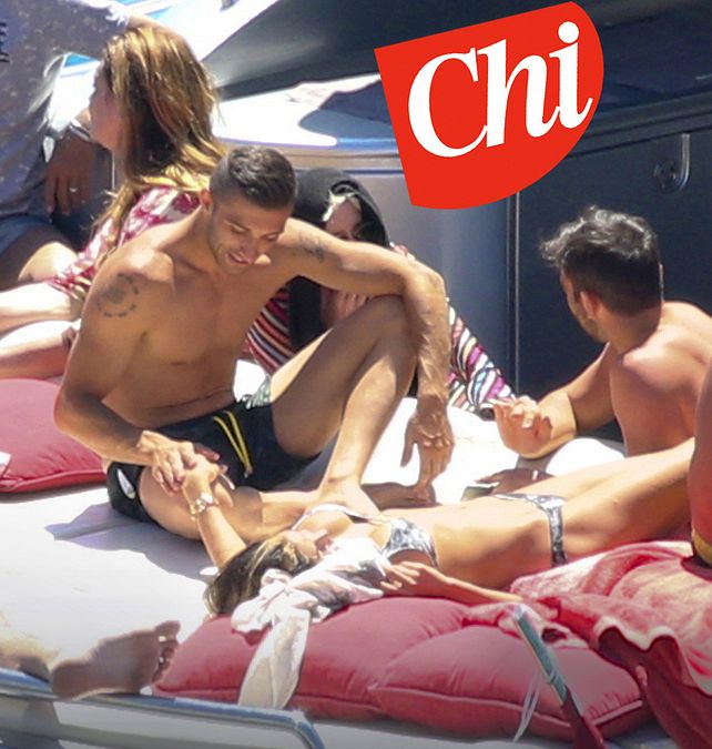 © chi 