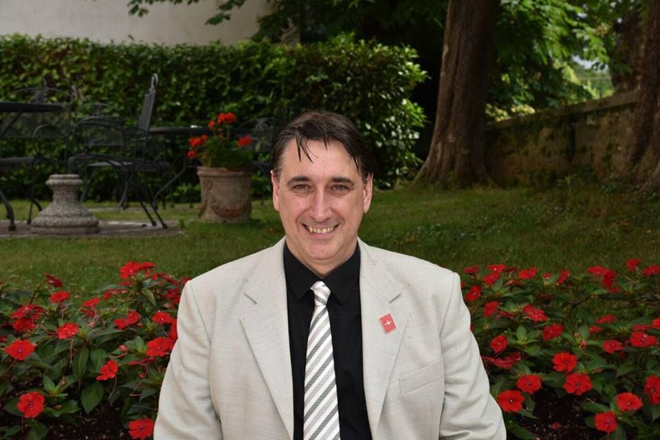 © tgcom24  | Le elezioni comunali di Trieste vedranno la sfida tra Roberto Cosolini (sindaco uscente del Centrosinistra), Roberto Dipiazza (candidato del Centrodestra e già sindaco del capoluogo friulano), Paolo Menis (M5S) e diverse liste civiche. Parteciperanno alla tornata elettorale anche gli indipendentisti.