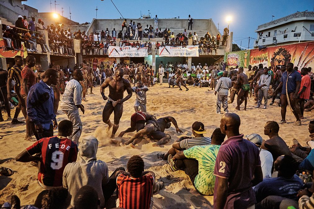 © ufficio-stampa  | ® Christian Bobst - The Gris-gris Wrestlers of Senegal 
