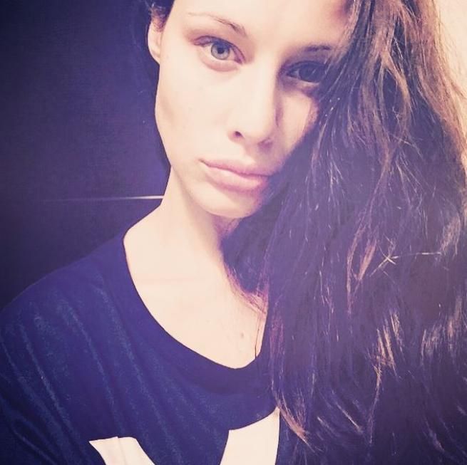 © instagram  | 
   