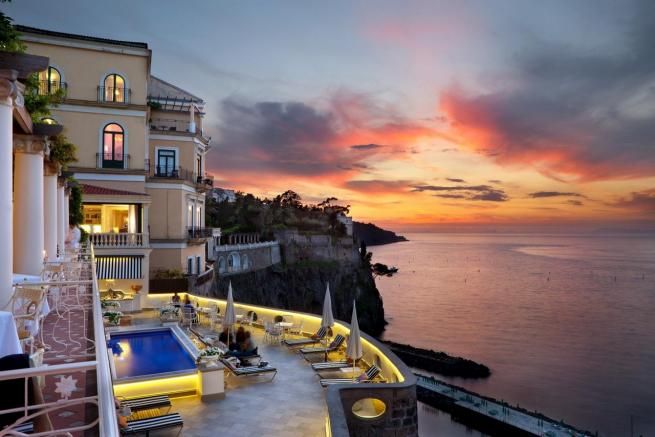 © ufficio-stampa  | 
      Il Bellevue Syrene di Sorrento (NA) terzo miglior hotel del mondo
   