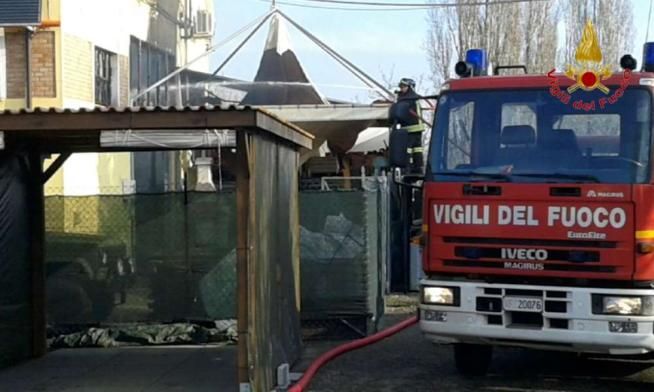 © vigili-del-fuoco  | 
   