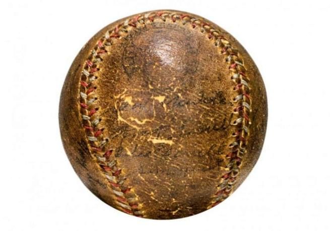 © iberpress  | La maglia di George Herman Ruth, giocatore di baseball statunitense soprannominato "Babe": 4,4 milioni di dollari