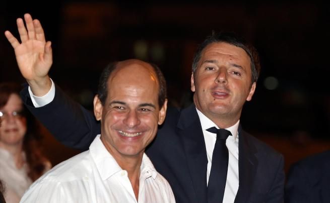 © ansa  | Matteo Renzi con il vice-ministro degli Esteri cubano Rogelio Sierra