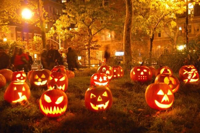© dal-web  | 
      Halloween a Corinaldo
   