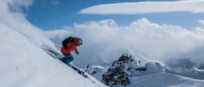 © ufficio-stampa  | 
      Discesa sulla neve fresca
   