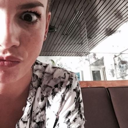 © instagram  | 
   
