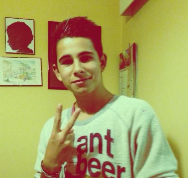 © facebook  | 
   