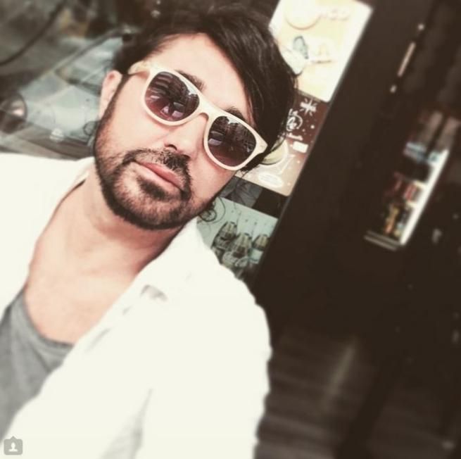 © instagram  | 
   