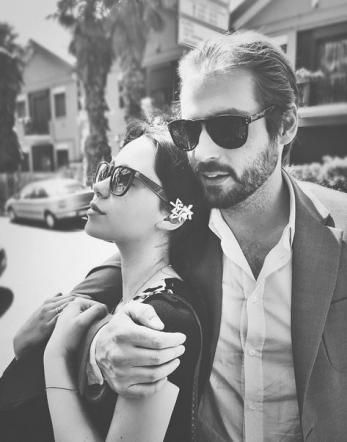 © instagram  | 
   