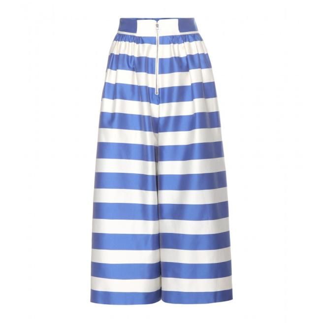© dal-web  | Sono in un turchese acceso perfetto per l'estate le culottes di J. Crew, che si portano con un sandalo con il tacco