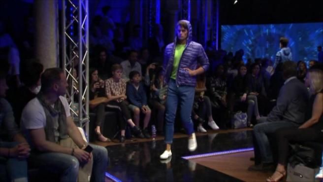 © tv-moda  | 
   
