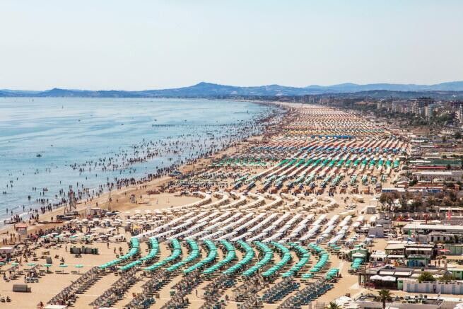 © ente-del-turismo  | 
      Rimini, la spiaggia
   