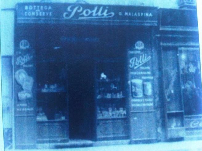 © ufficio-stampa  | Il primo negozio Polli in via Broletto a Milano. Era il 1872