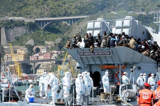 © -afp  | Sbarchi ad Augusta