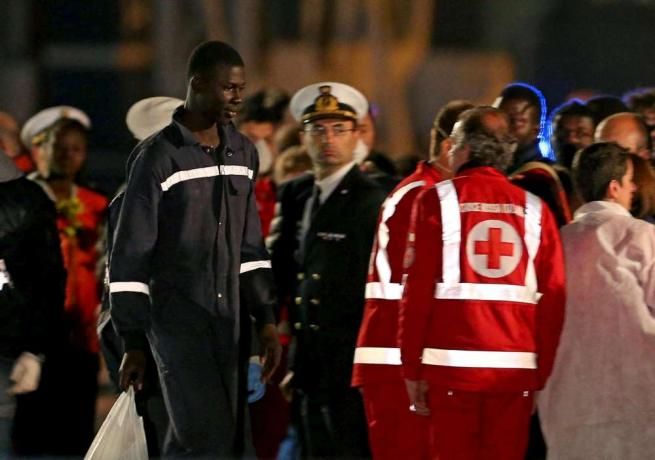 © ansa  | Mohammed Ali Malek e Mahmud Bikhit, i due presunti scafisti arrestati dalla polizia a Catania