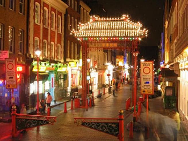 © dal-web  | De Wallen, il red district di Amsterdam, Olanda. Forse il più famoso quartiere a luci rosse al mondo