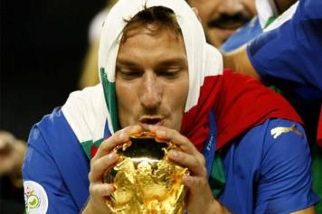 © dal-web  | La classica esultanza del Pupone