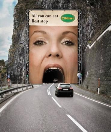© facebook 