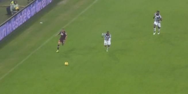 © dal-web  | Bruno Peres segna il momentaneo 1-1 in Juve-Torino, dopo una fuga di 80 metri, 30 novembre 2014.