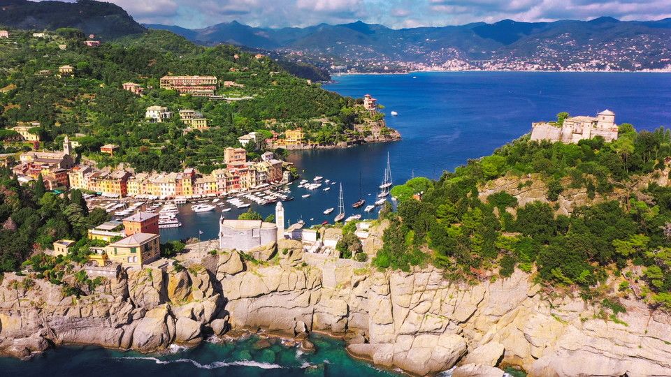 © Istockphoto  |  Isola Tavolara, Sardegna
