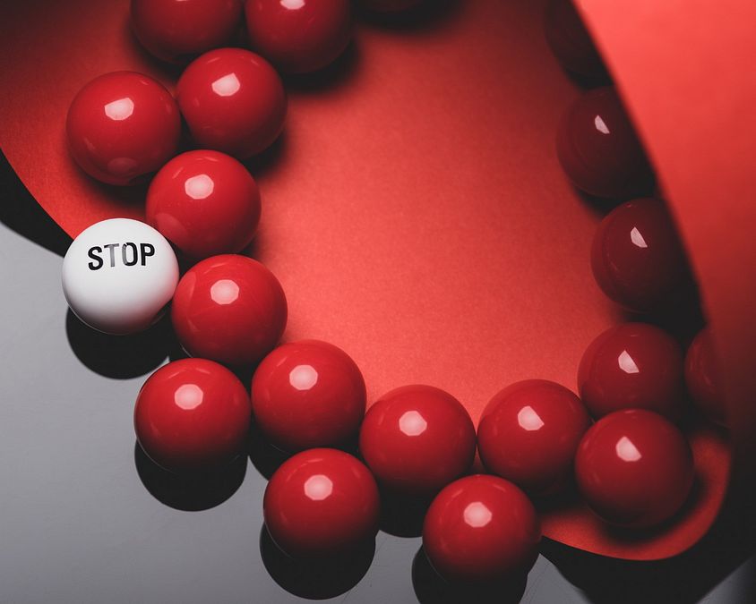 © Ufficio stampa  | La collezione speciale STOP alla violenza by Ballsmania® | Fino al 24 novembre 2022, l’azienda Mirta Accessori Moda srl, titolare del brand, devolve 1 euro per ogni creazione venduta al centro La Nara