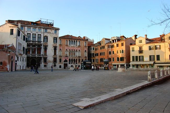 © Venezia  | San Barnaba