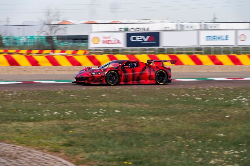 © Ferrari 