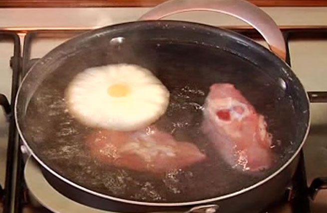 © Da video  | Oggi prepariamo un piatto sudamericano, simile alla paella