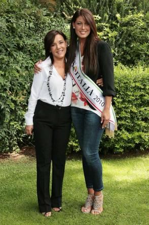 © LaPresse  | Francesca Testasecca oggi, alla conferenza stampa di presentazione dell'edizione 2011 di Miss Italia. 55 Kg
