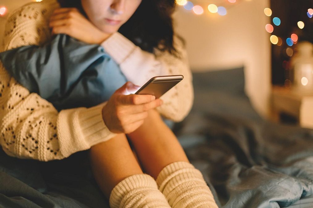 © Istockphoto  | Spegni smartphone e tablet e concediti un pomeriggio o una serata di "silenzio". Ne hai bisogno per staccare dalla quotidianità!
