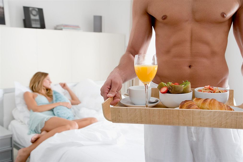 © Corbis  | È il vostro giorno di libero? Invece di svegliarvi in tutta fretta, imparate a godervi il momento con un risveglio lento e una colazione a letto