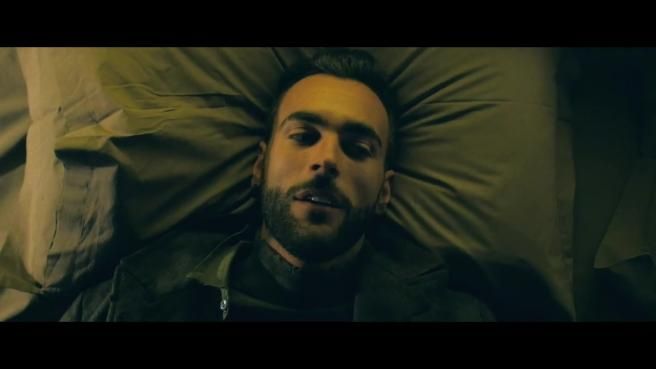 © Da video  | 
   