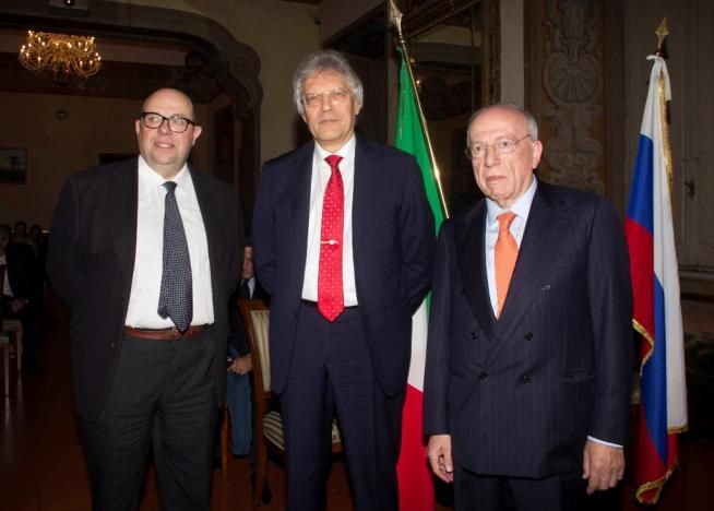 © Italy Photo Press  | 
   