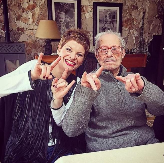 © Instagram  | 
   