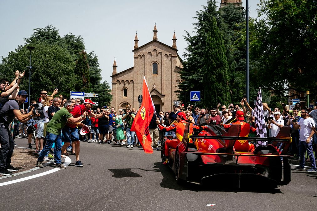 © Ferrari 