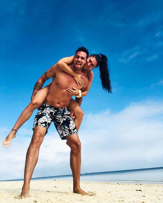 © instagram  | Simone Zanotti, giocatore della Vanoli Cremona, e la fidanzata Benedetta.