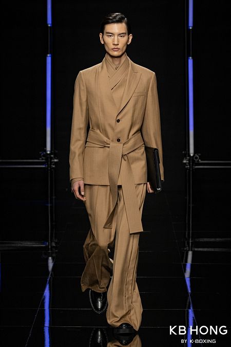 © Ufficio stampa  | Milano Fashion Week, la sfilata di Kb Hong