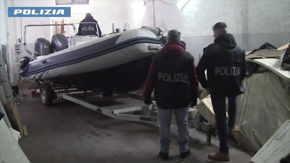 © Polizia 
