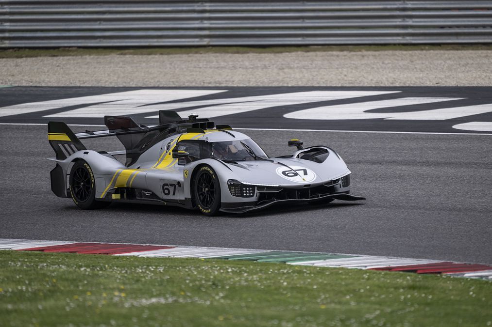 © Ferrari 