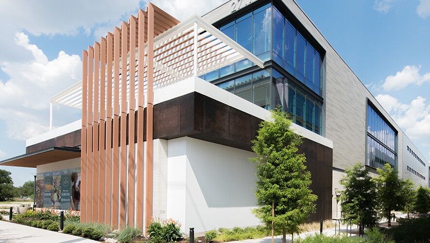 © Woodn Greenwood  | 1.      Woodn Versatilis JF7040, Oberoi Beach resort, Dubai, Lissoni & Partners 
