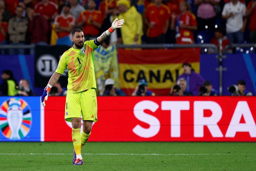 © Getty Images  | Donnarumma (ammonito in Spagna-Italia)