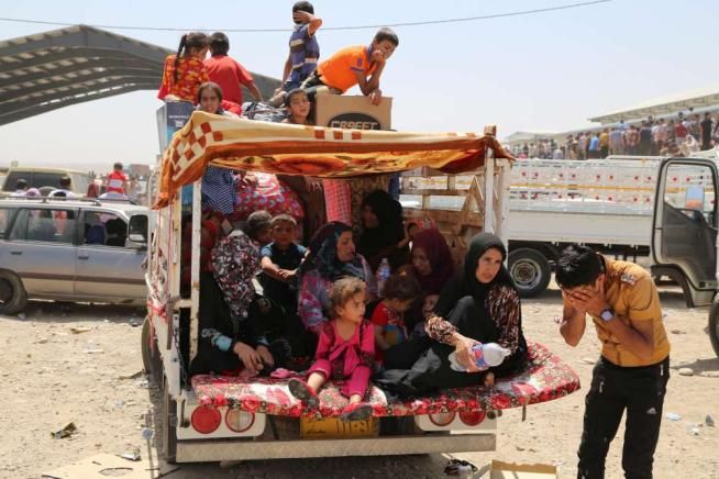 © -afp  | Mosul, cittadini in fuga dalla città