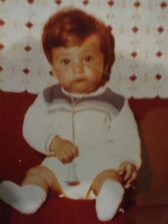 © tgcom24  | Salvatore Colletta (15 anni, a sinistra) e Mariano Farina (12 anni, a destra) sono scomparsi insieme il 31 marzo 1992 in località  Casteldaccia (Palermo). 